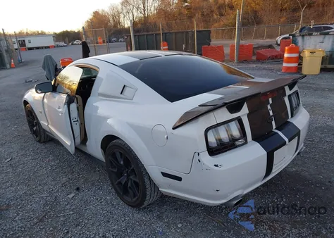2005 Ford Mustang Gt Deluxe/Gt Premium z USA, uszkodzony, nr VIN 1ZVFT82H655118337